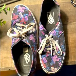 Floral lo pro Vans